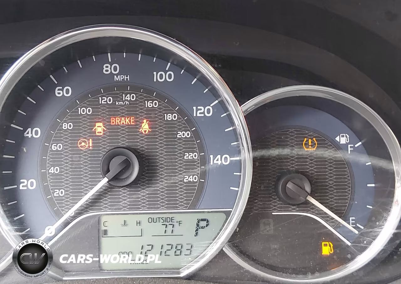 2015 Toyota Corolla Le VIN:5YFBURHE4FP311818 - 15