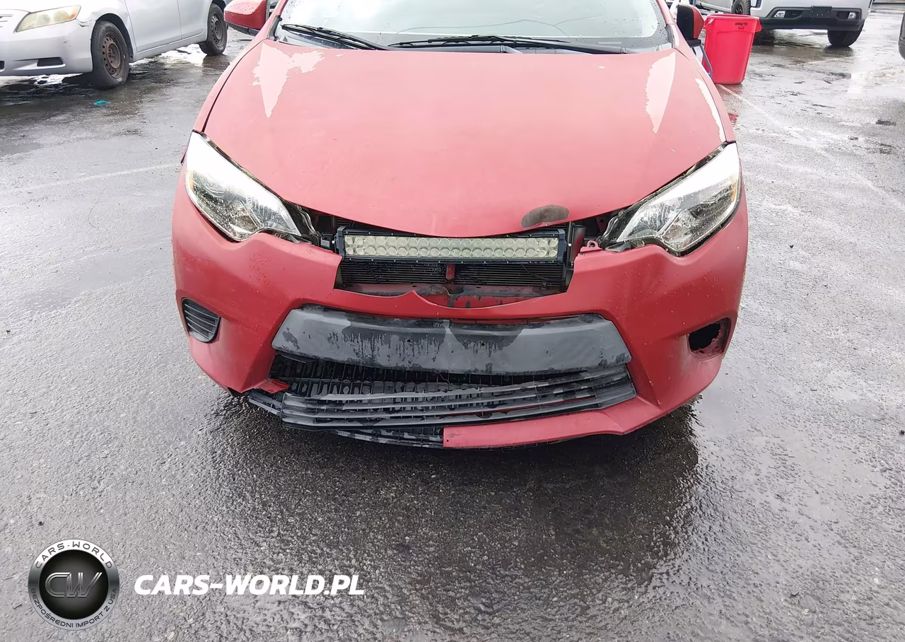 2015 Toyota Corolla Le VIN:5YFBURHE4FP311818 - 6