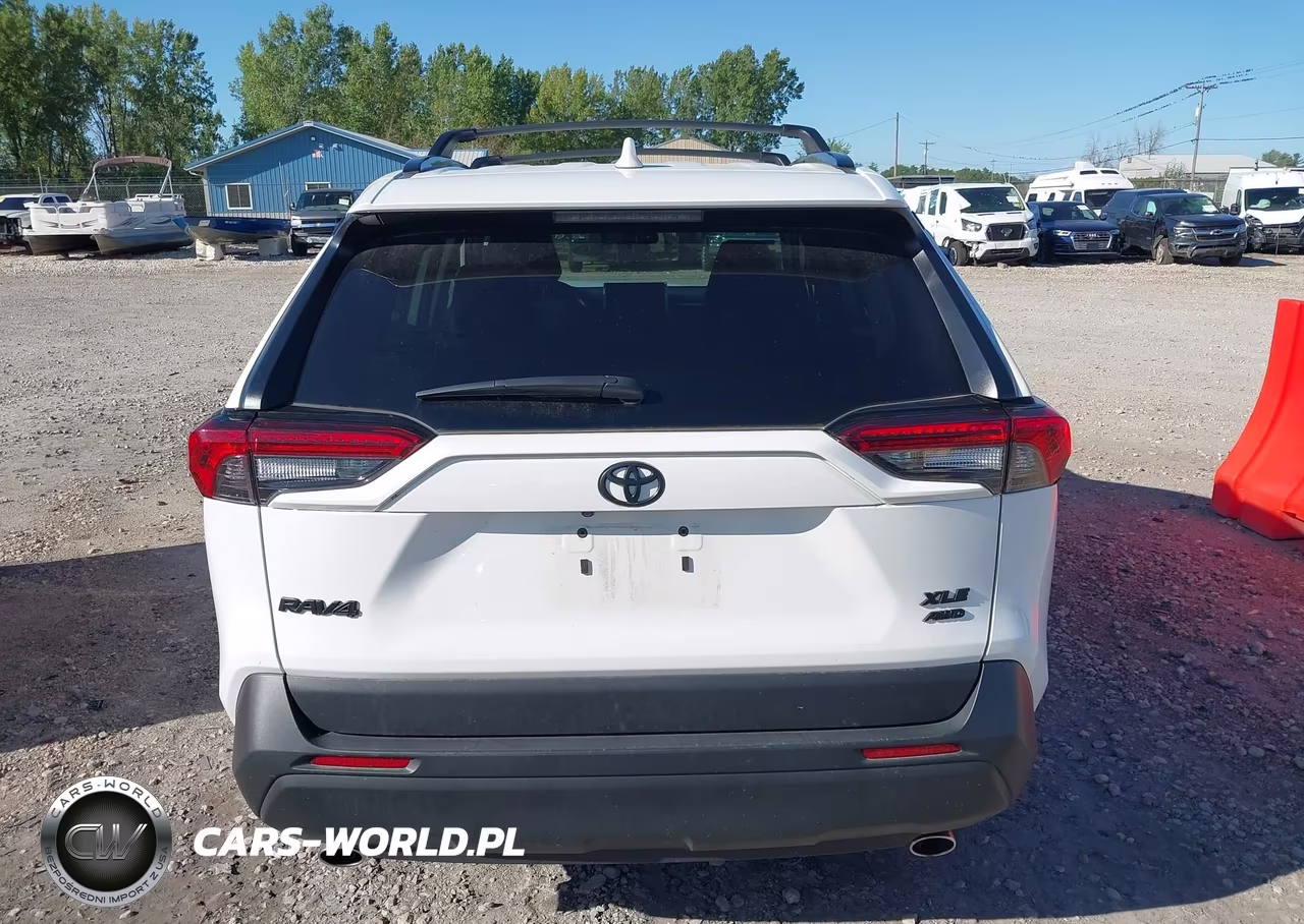2025 Toyota Rav4 Xle VIN:2T3P1RFV4SW546804 - 16