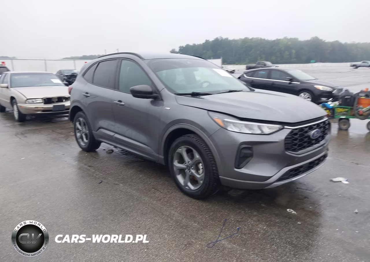2023 Ford Escape St-Line