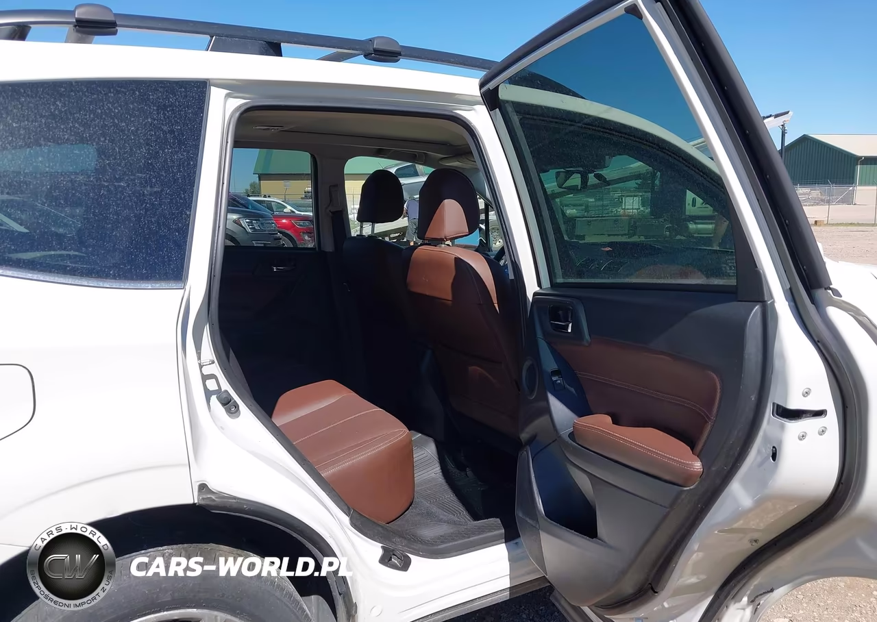 2018 Subaru Forester 2.5I Touring VIN:JF2SJAWC6JH553804 - 8