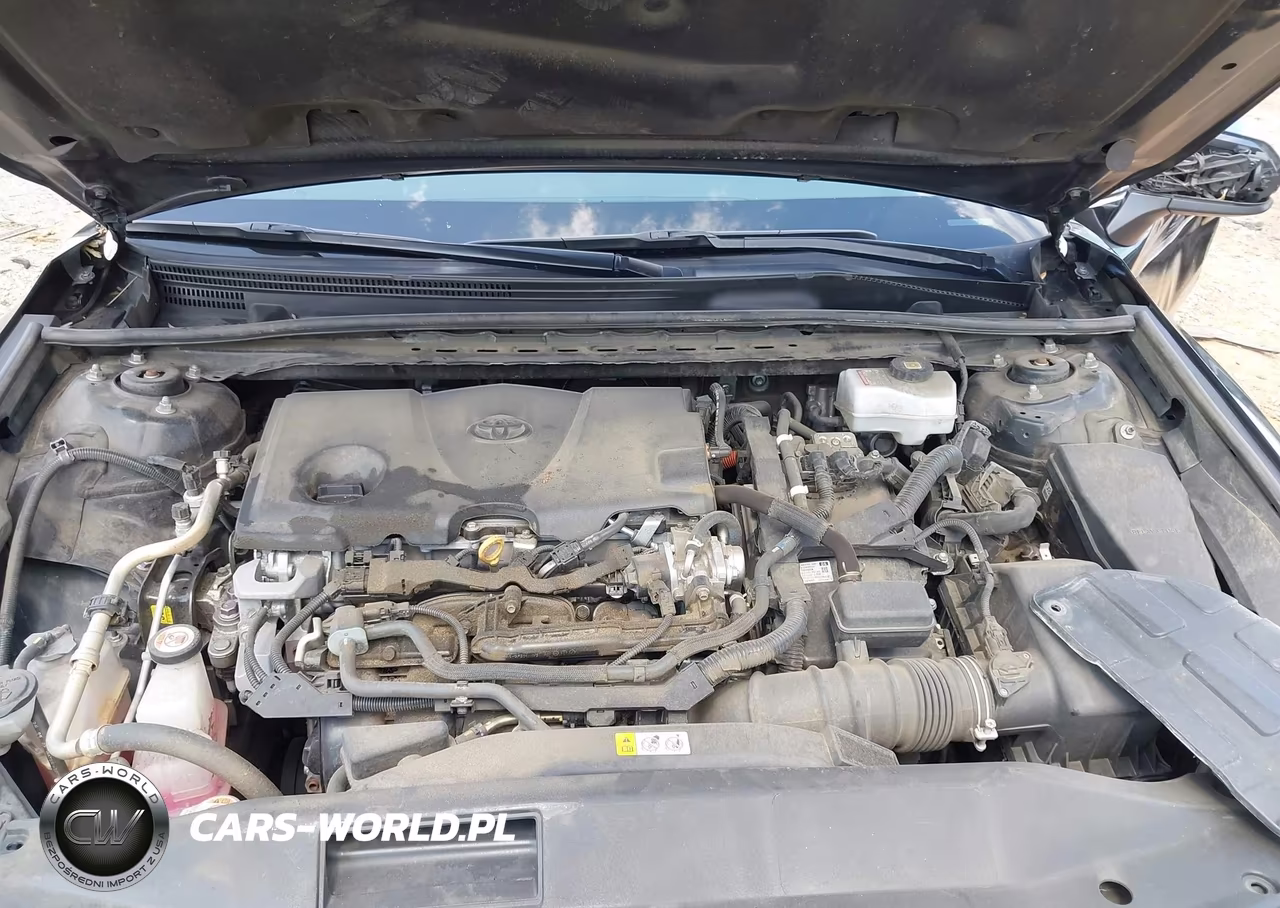 2024 Toyota Camry Hybrid Le VIN:4T1C31AK0RU072294 - 10