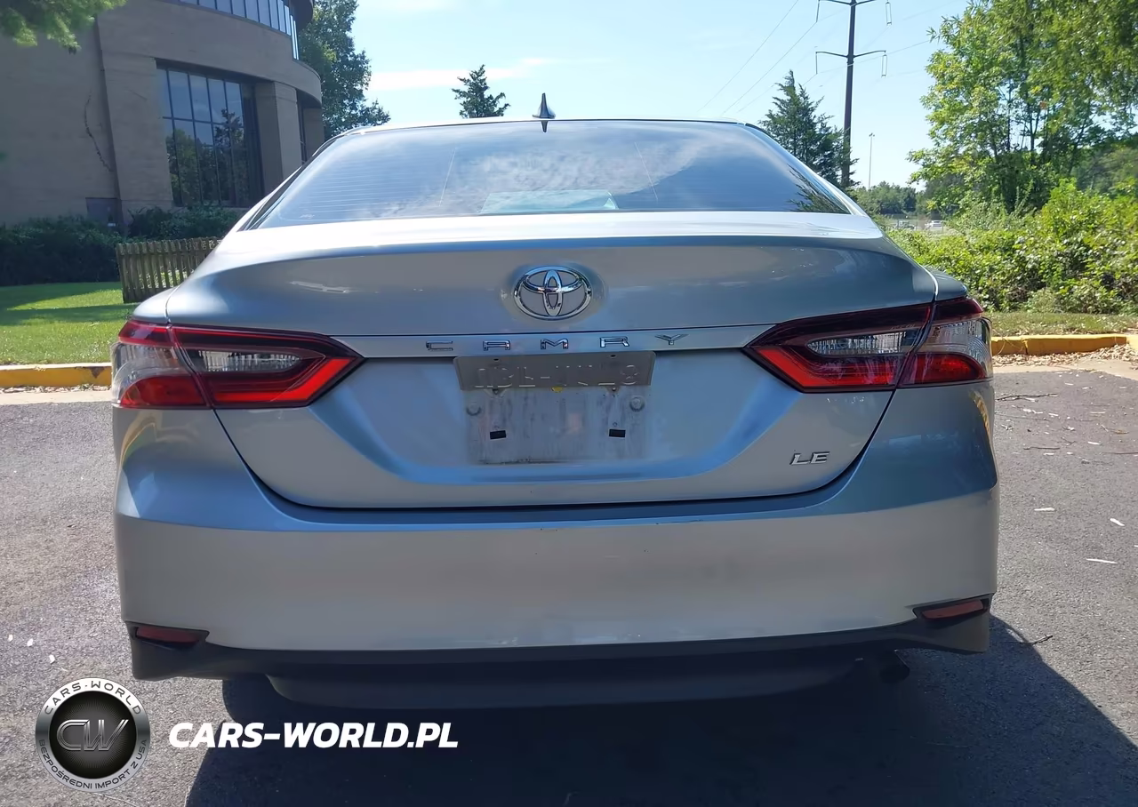 2024 Toyota Camry Le VIN:4T1C11AK9RU198837 - 17