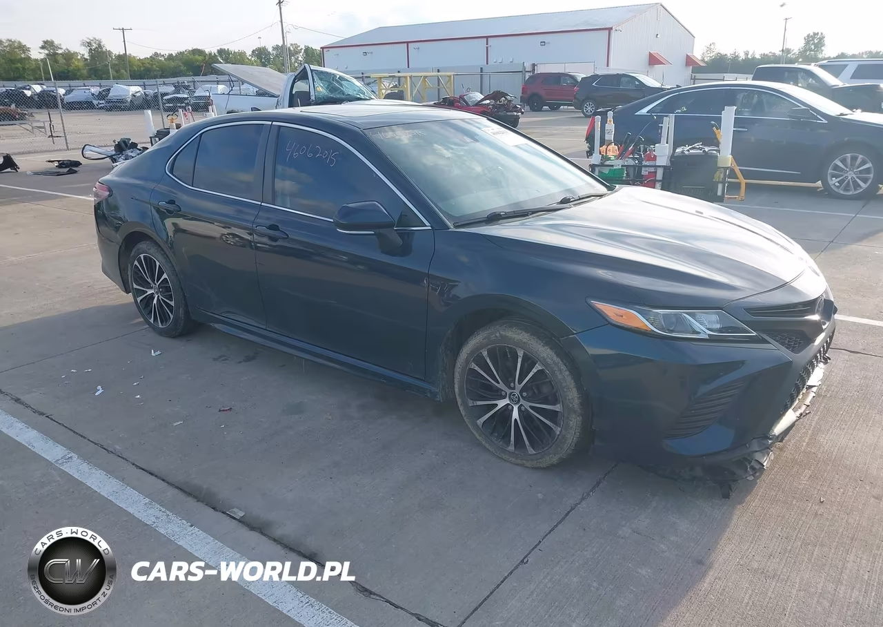 2020 Toyota Camry Se