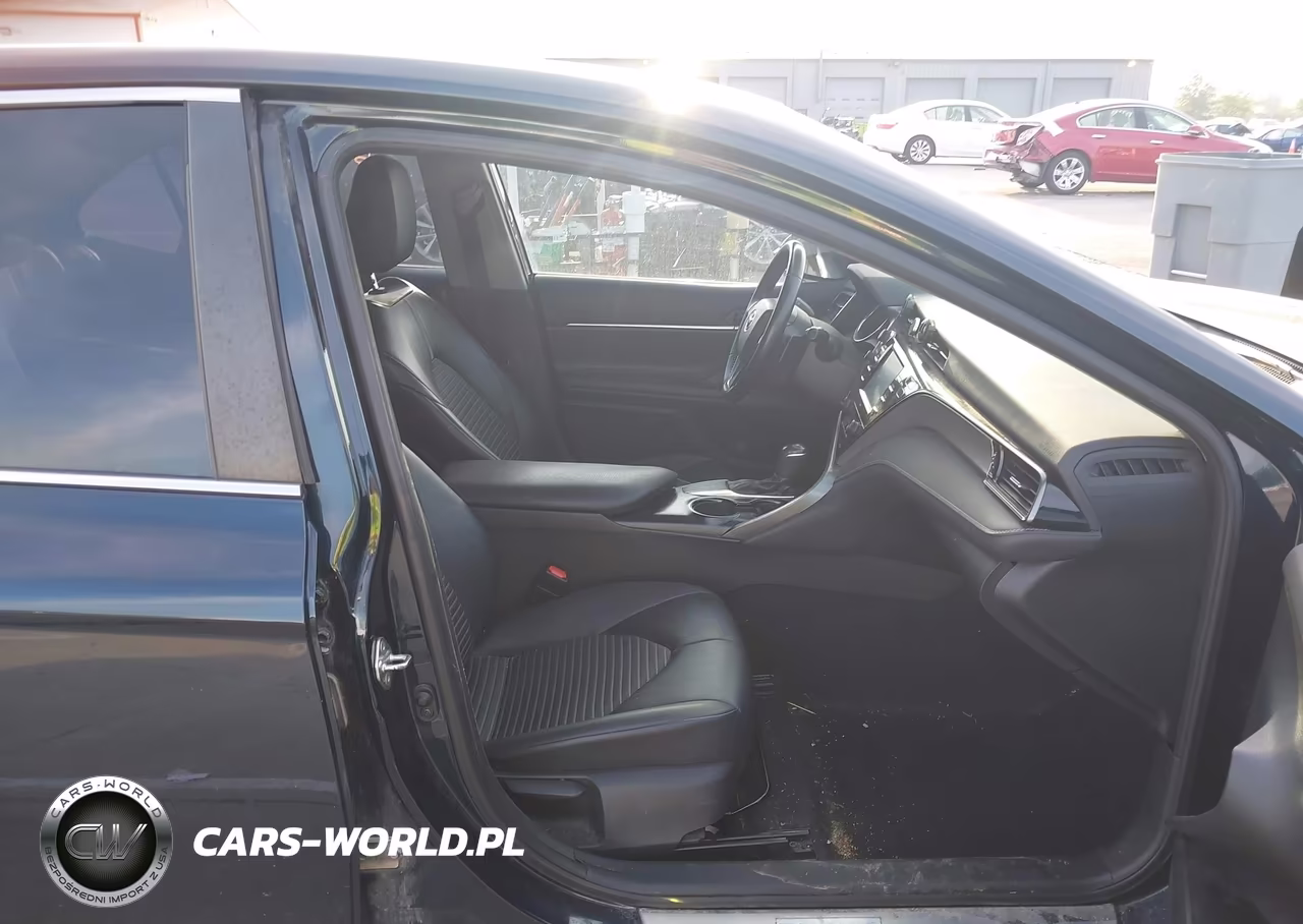 2020 Toyota Camry Se VIN:4T1M11AKXLU876376 - 5