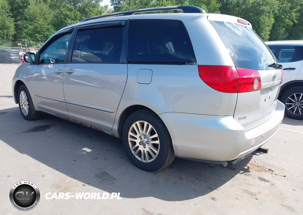 2007 Toyota Sienna Le VIN:5TDBK23CX7S002804 - 3