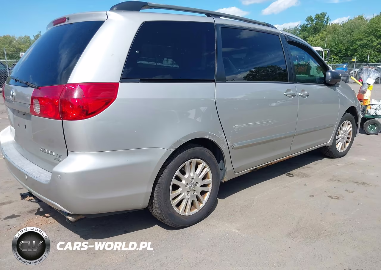 2007 Toyota Sienna Le VIN:5TDBK23CX7S002804 - 4
