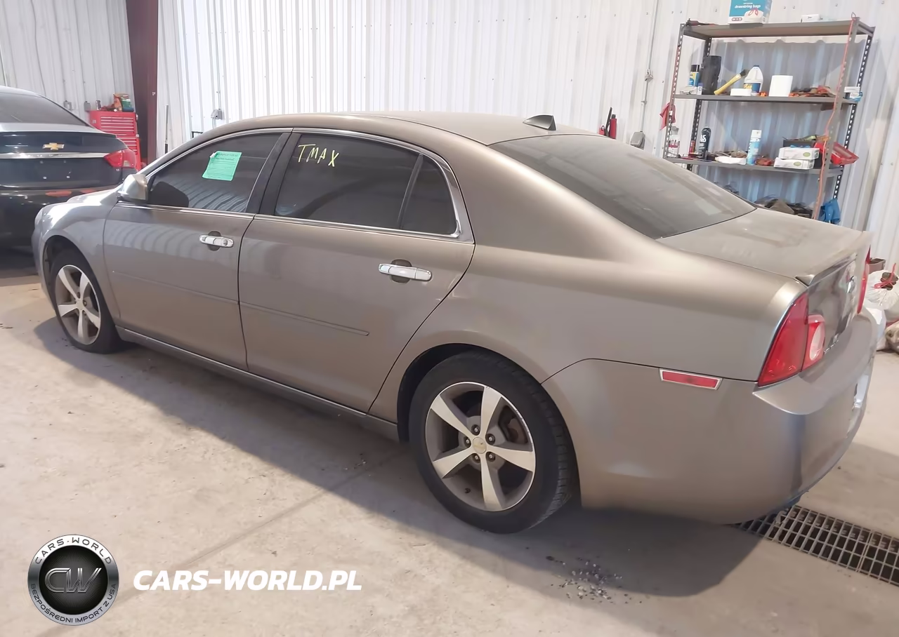 2012 Chevrolet Malibu 1Lt VIN:1G1ZC5E00CF105586 - 3