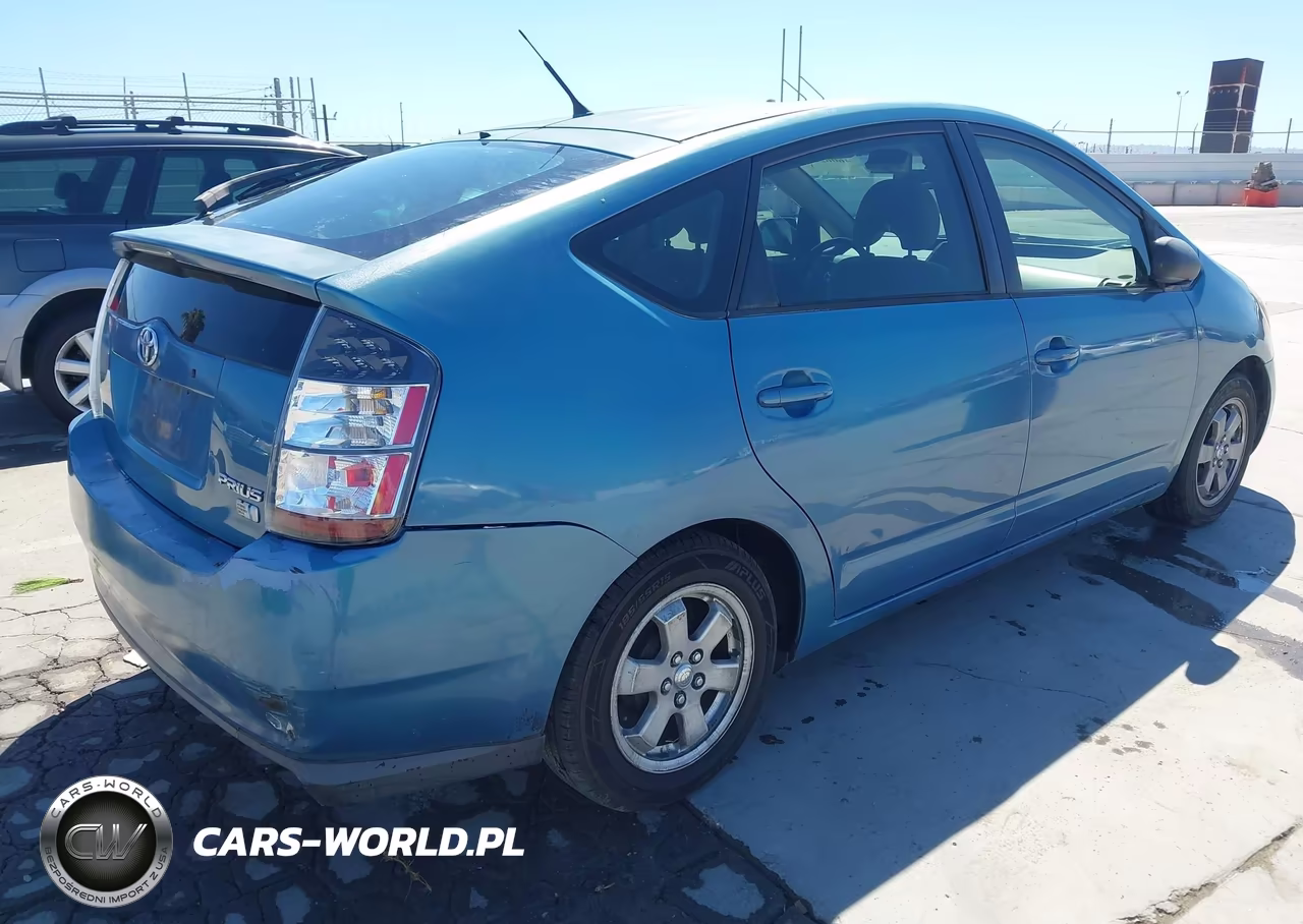 2005 Toyota Prius VIN:JTDKB20UX53009330 - 4