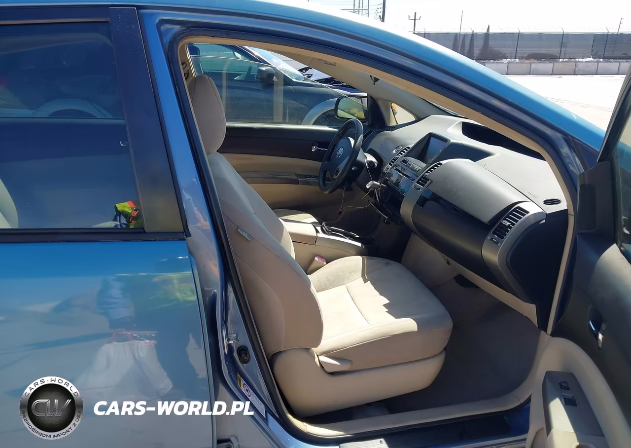 2005 Toyota Prius VIN:JTDKB20UX53009330 - 5