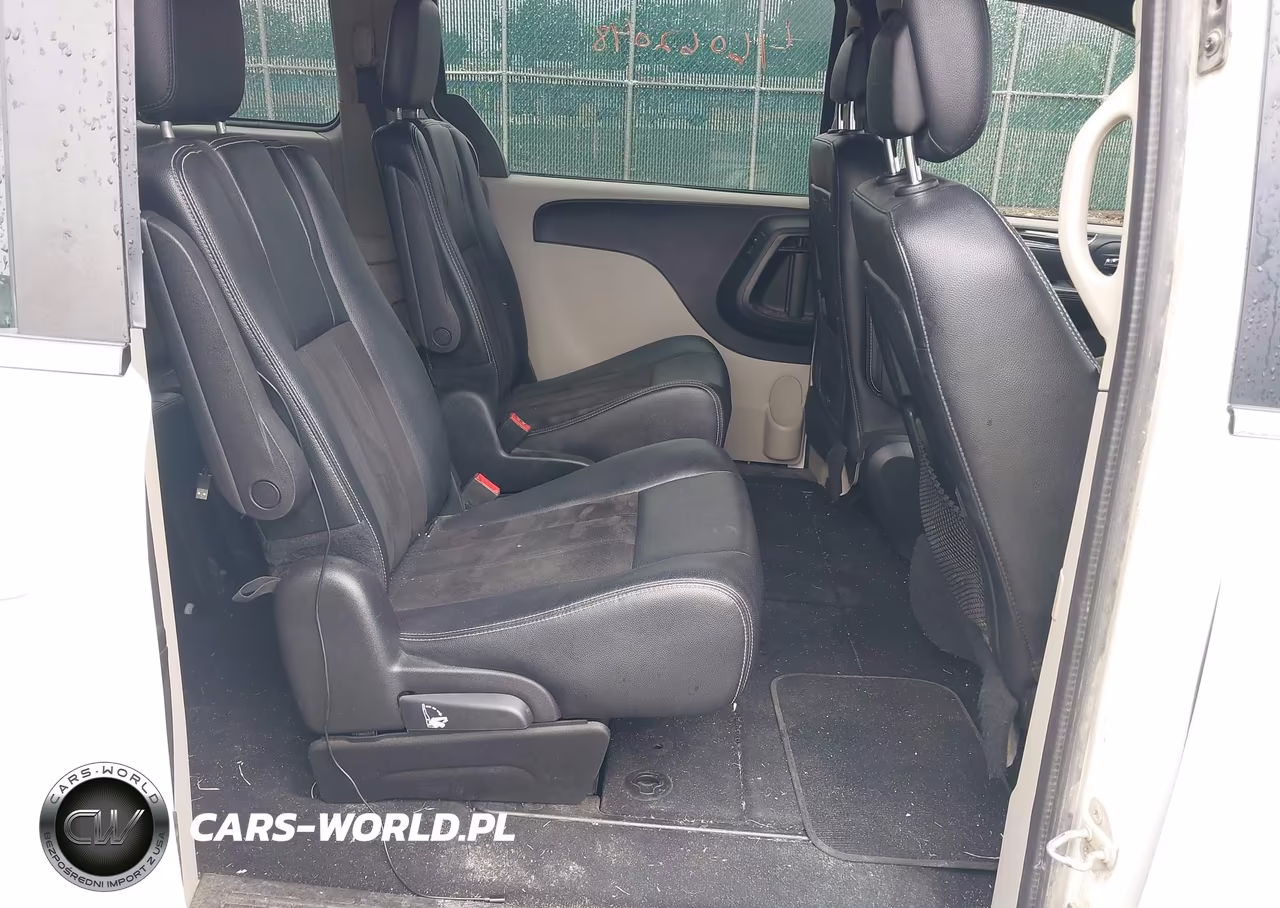 2019 Dodge Grand Caravan Sxt VIN:2C4RDGCG7KR725830 - 8