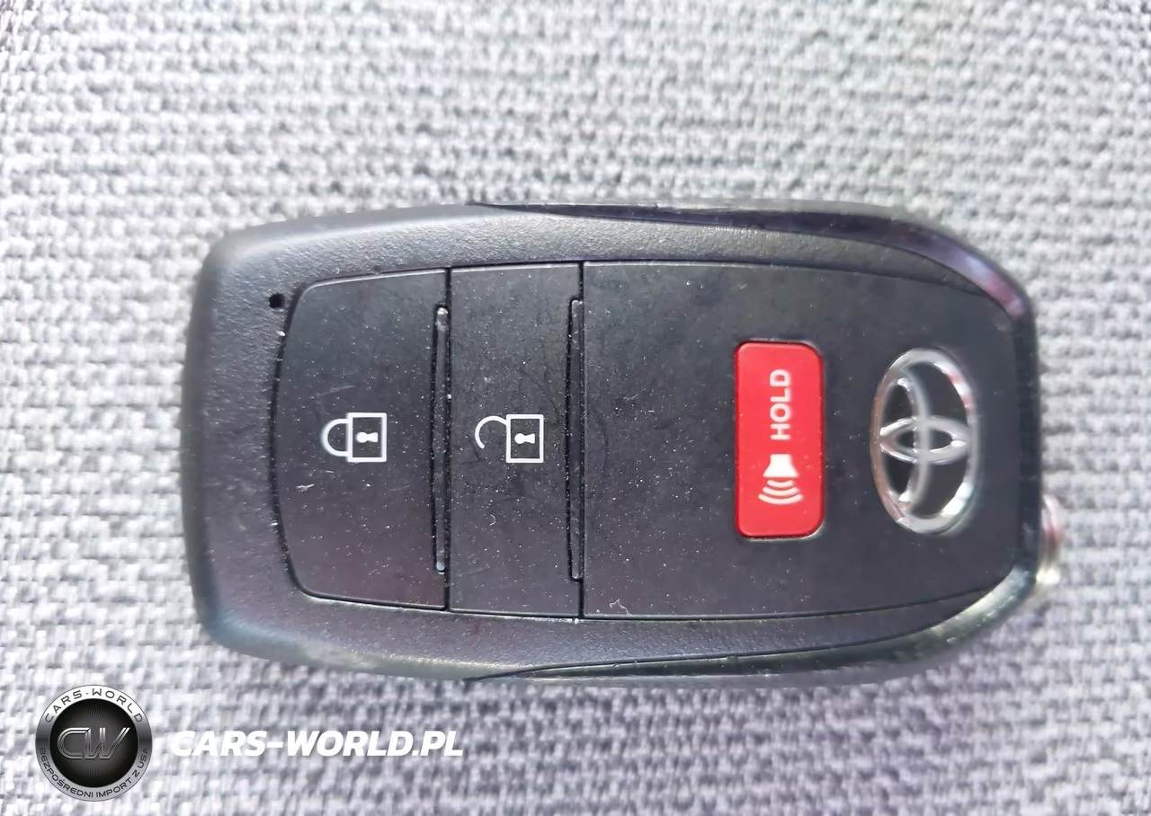 2026 Toyota Corolla Xse VIN:JTNC4MBE0T3256493 - 11