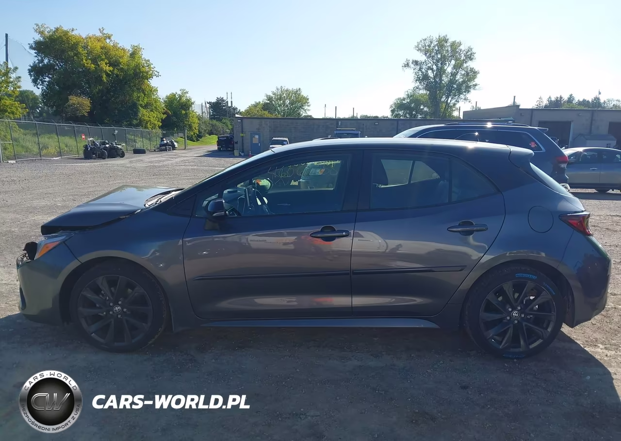 2026 Toyota Corolla Xse VIN:JTNC4MBE0T3256493 - 14