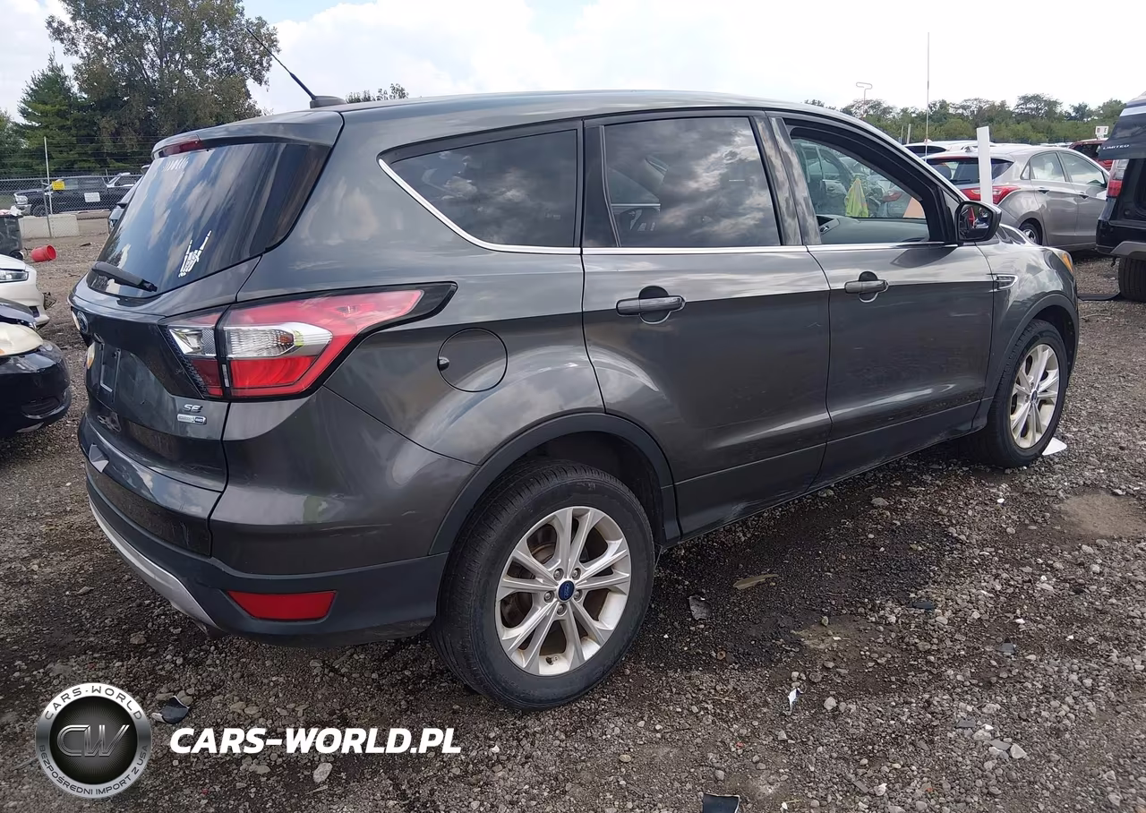 2017 Ford Escape Se VIN:1FMCU9GD9HUC76188 - 4