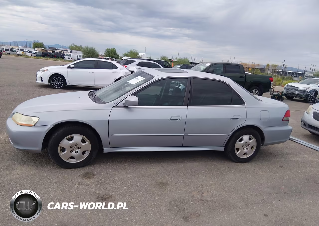 2002 Honda Accord 3.0 Ex VIN:1HGCG16522A011145 - 15