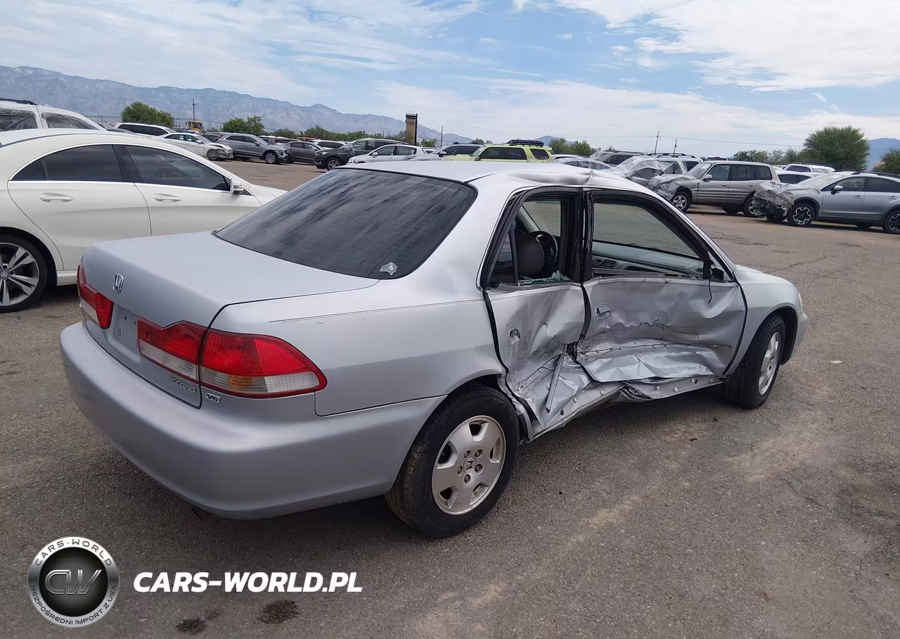 2002 Honda Accord 3.0 Ex VIN:1HGCG16522A011145 - 4