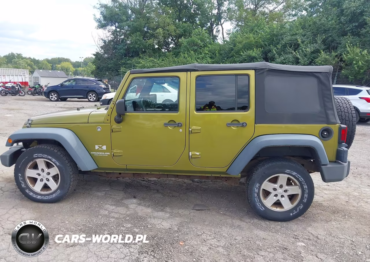 2008 Jeep Wrangler Unlimited X VIN:1J4GA39188L559292 - 14