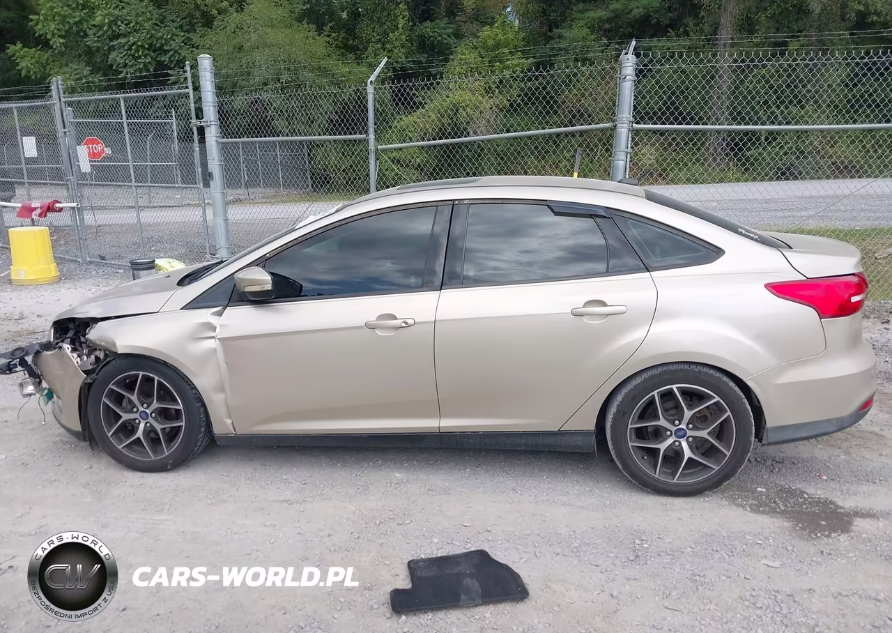 2017 Ford Focus Sel VIN:1FADP3H28HL323233 - 14