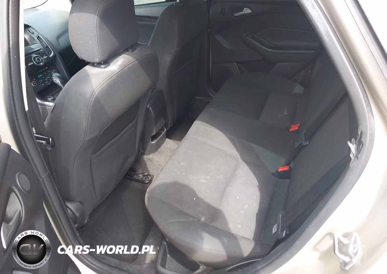 2017 Ford Focus Sel VIN:1FADP3H28HL323233 - 8