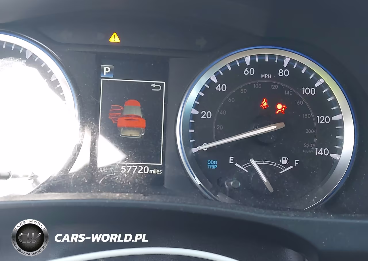 2019 Toyota Highlander Xle VIN:5TDKZRFH2KS345725 - 7