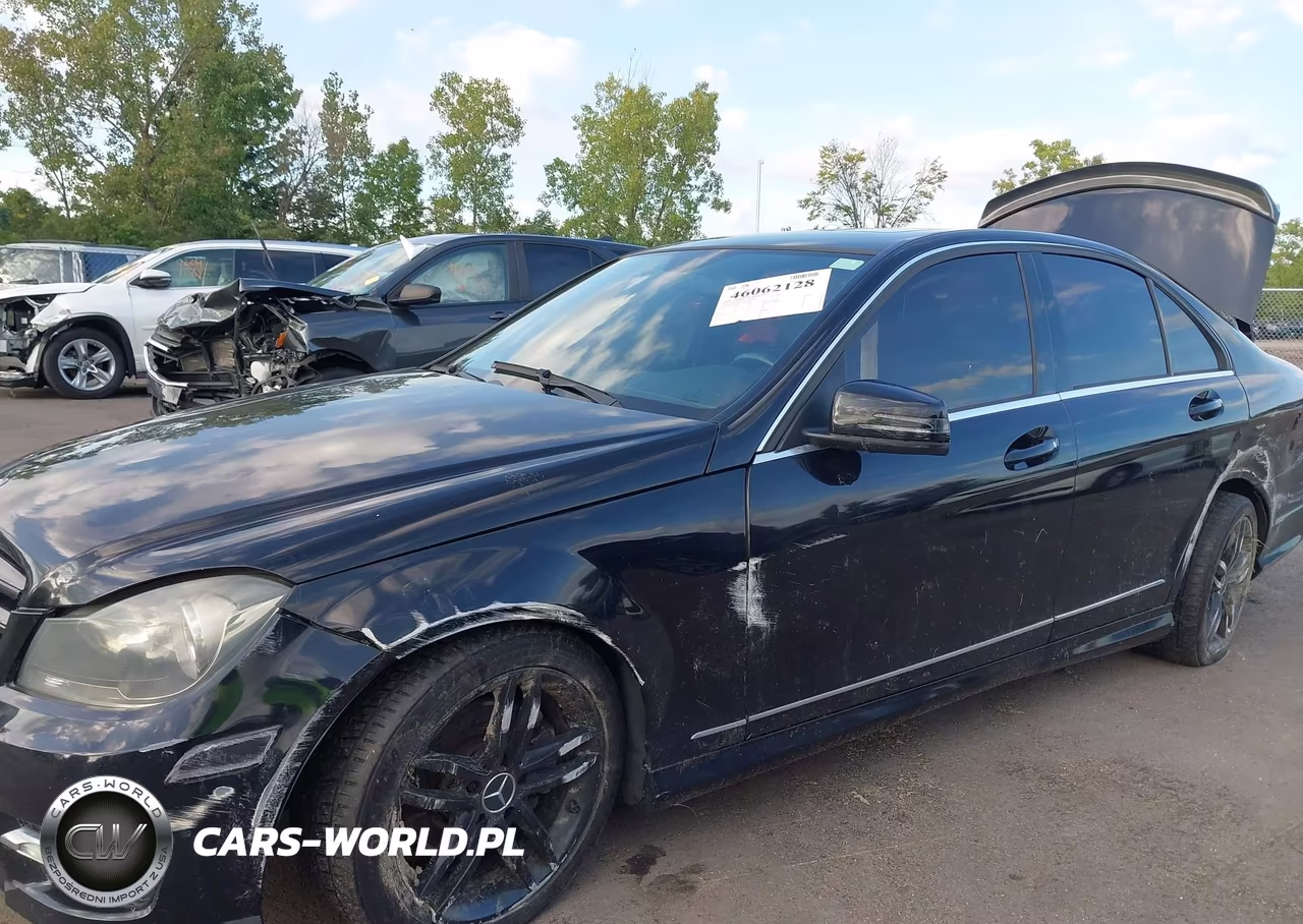 2012 Mercedes-Benz C 300 Sport 4Matic VIN:WDDGF8BB5CR192080 - 17