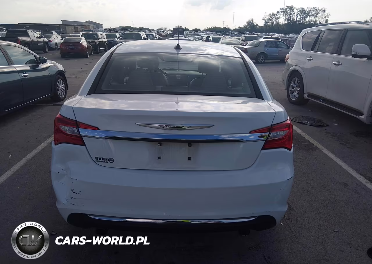 2013 Chrysler 200 Limited VIN:1C3CCBCG7DN523330 - 16