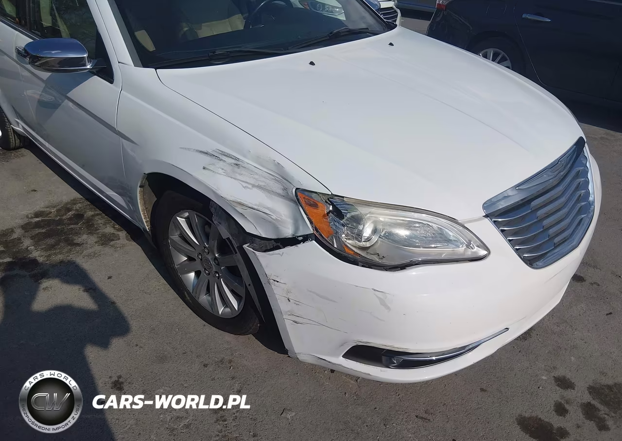 2013 Chrysler 200 Limited VIN:1C3CCBCG7DN523330 - 6