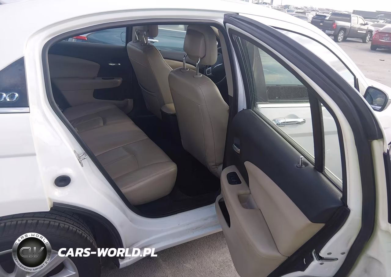 2013 Chrysler 200 Limited VIN:1C3CCBCG7DN523330 - 8