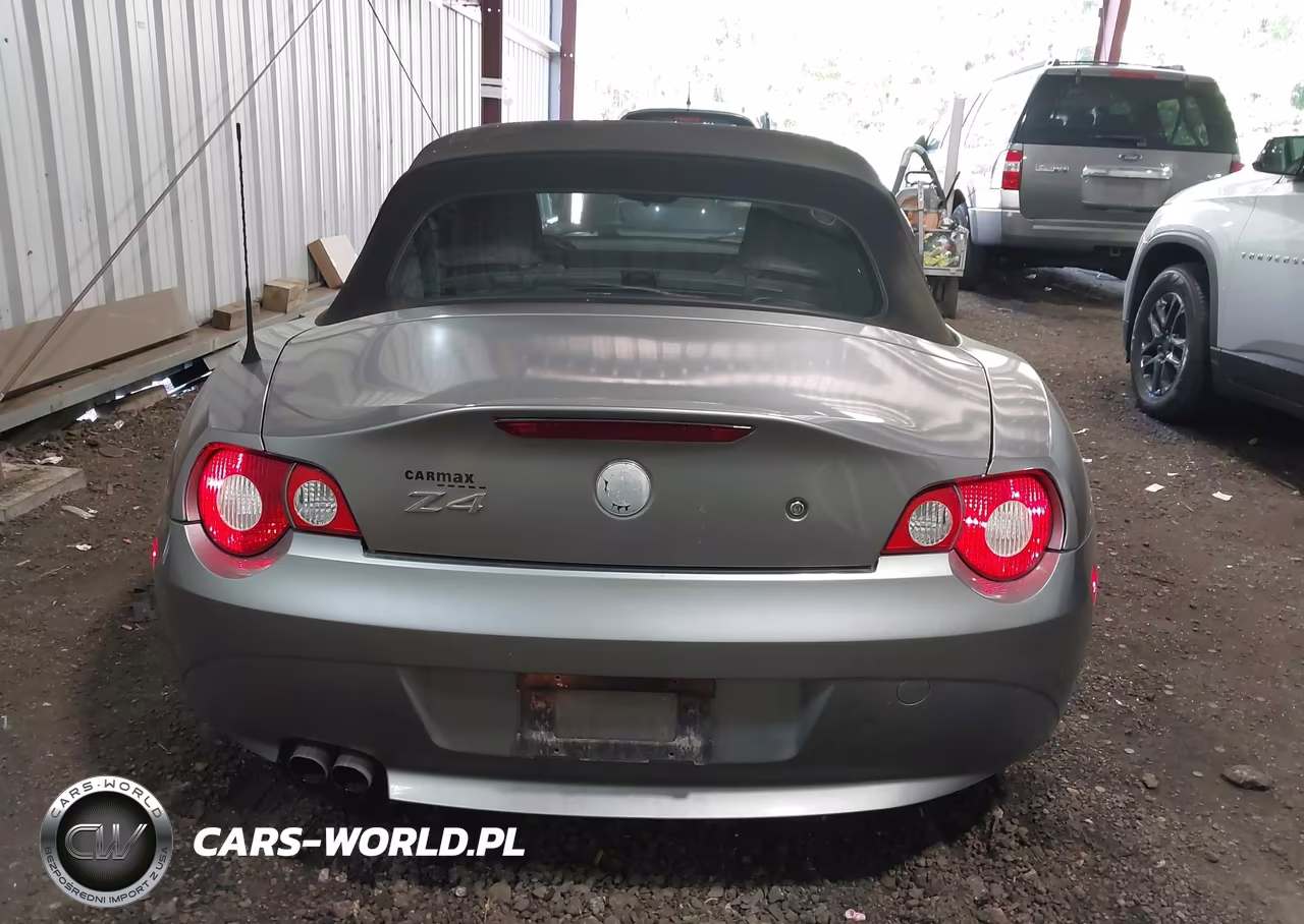 2005 BMW Z4 3.0I VIN:4USBT53575LU11688 - 16