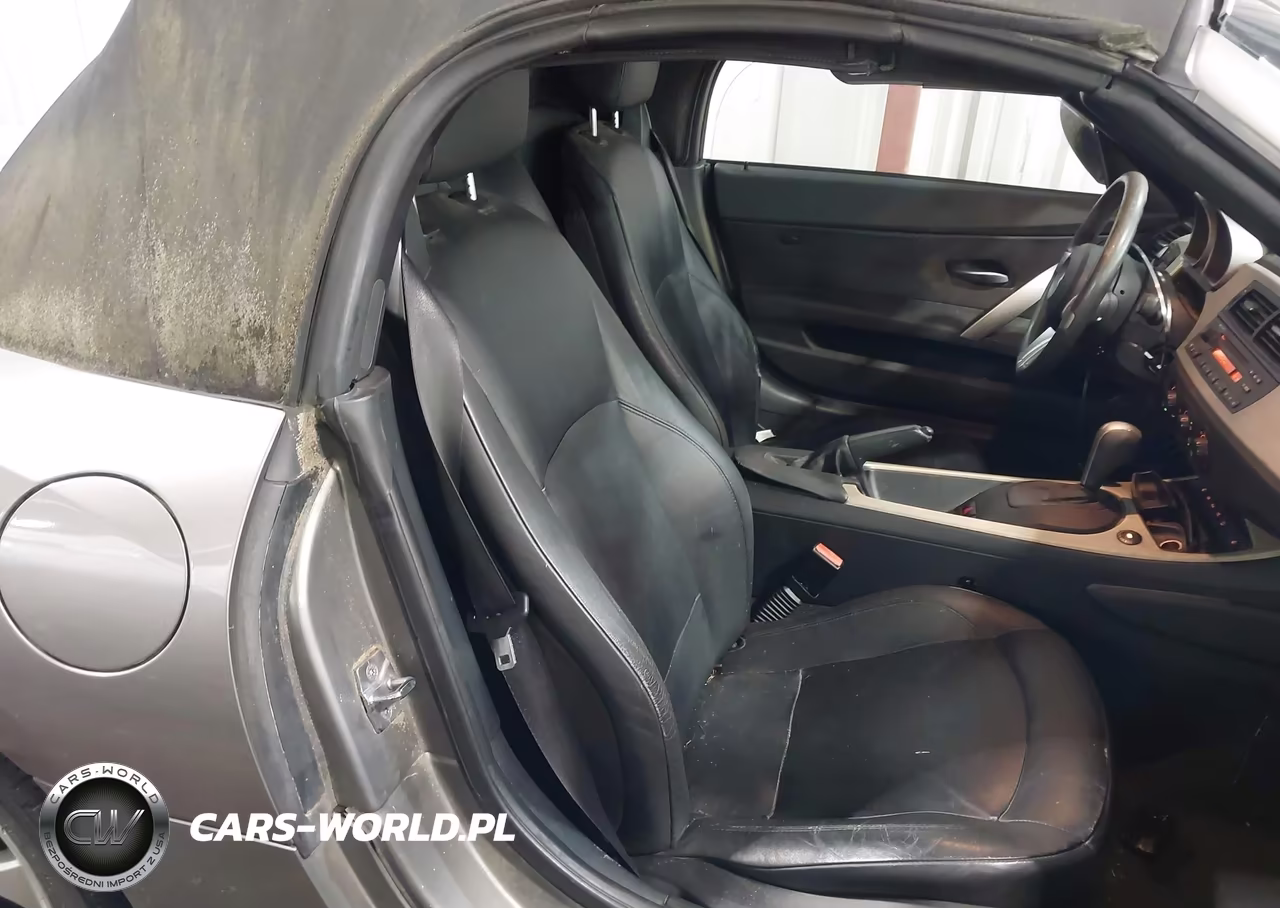 2005 BMW Z4 3.0I VIN:4USBT53575LU11688 - 8