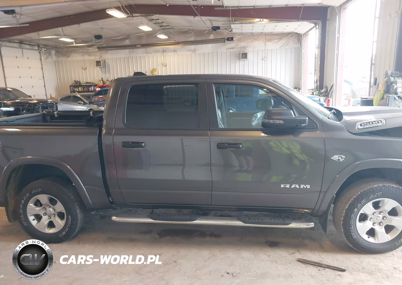 2026 Ram 1500 Big Horn 4X4 5'7 Box VIN:1C6SRFFT1TN219681 - 13