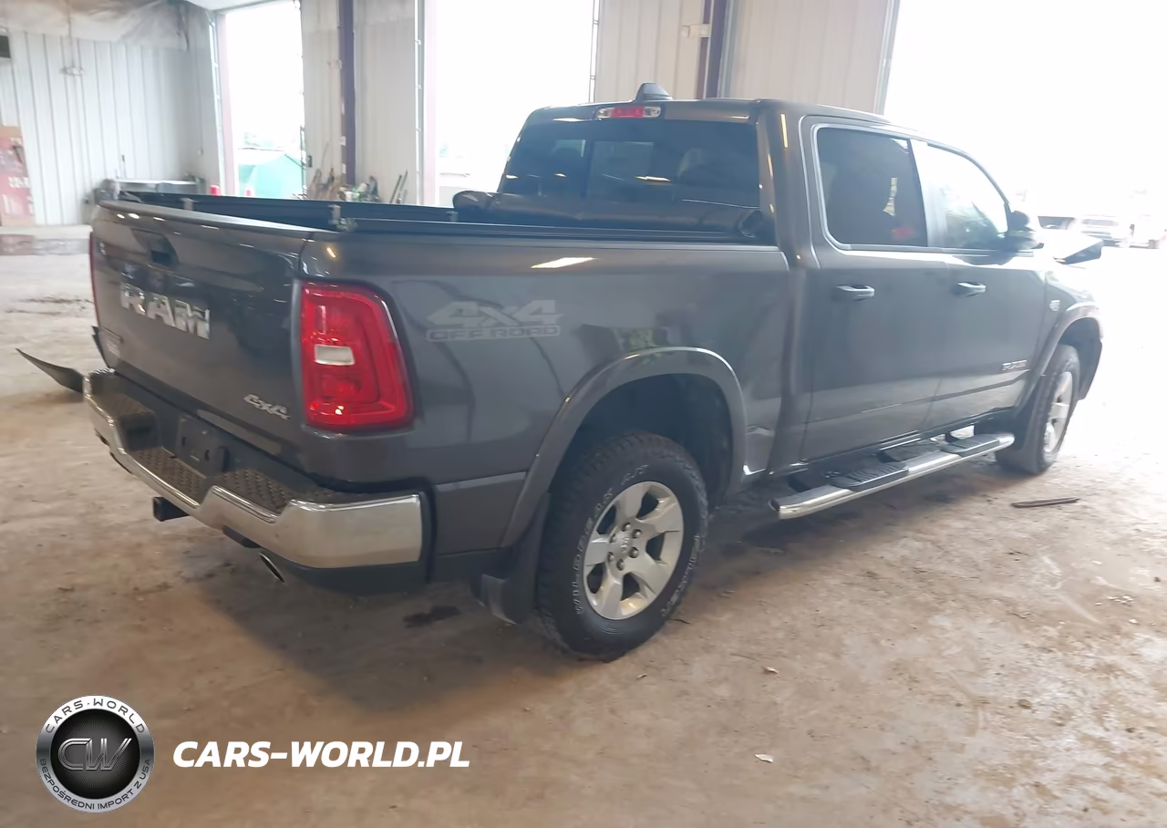 2026 Ram 1500 Big Horn 4X4 5'7 Box VIN:1C6SRFFT1TN219681 - 4