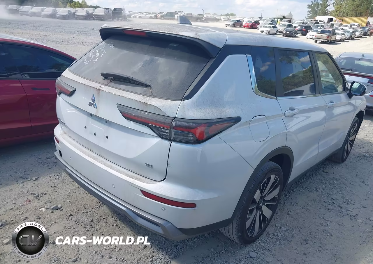 2025 Mitsubishi Outlander Se 2.5 2Wd VIN:JA4J3VA84SZ015980 - 4