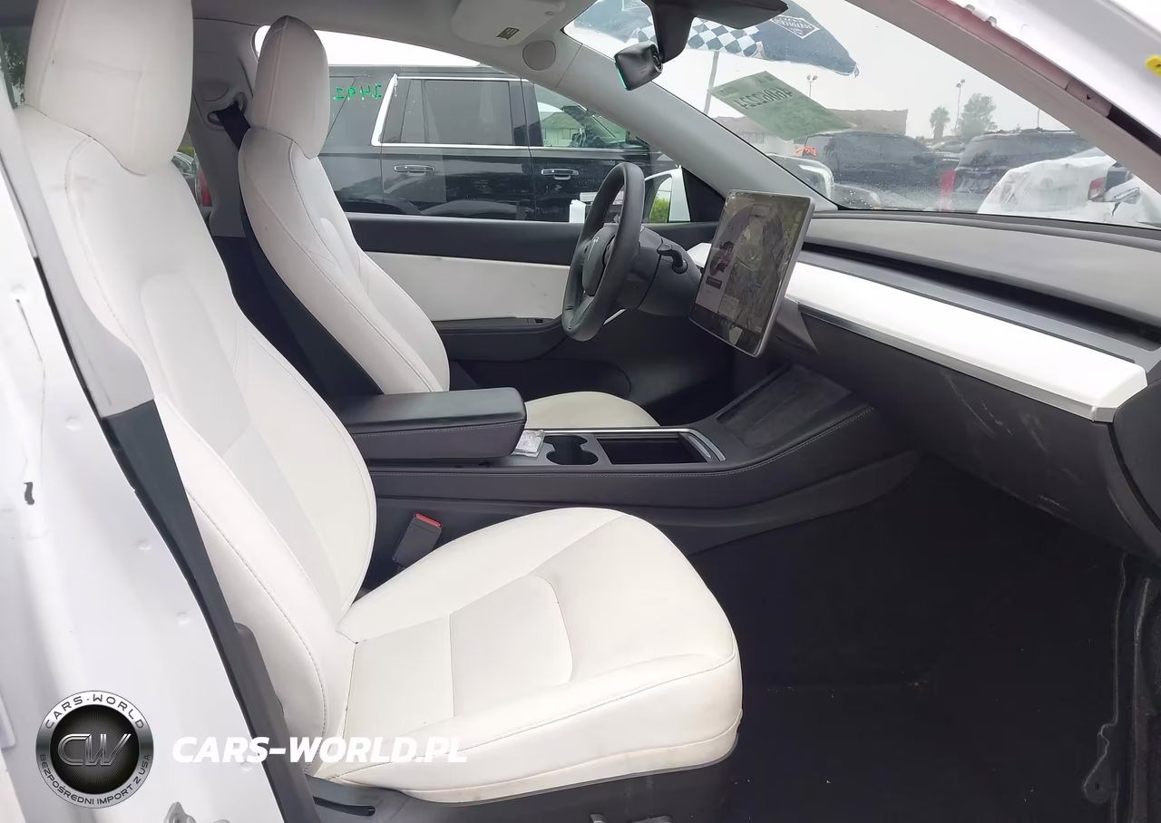2022 Tesla Model Y Long Range Dual Motor All-Wheel Drive VIN:7SAYGDEE6NF328352 - 5