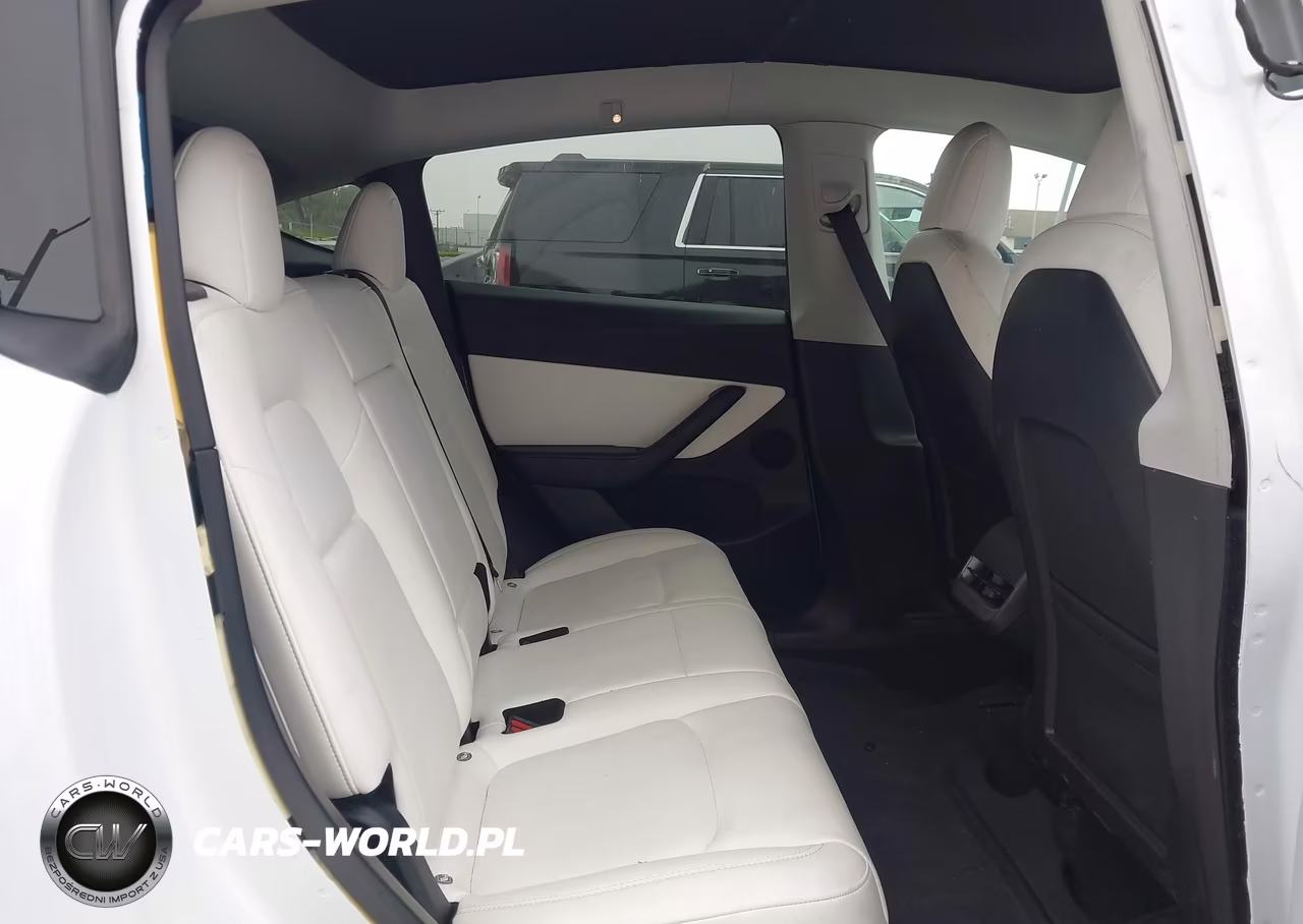 2022 Tesla Model Y Long Range Dual Motor All-Wheel Drive VIN:7SAYGDEE6NF328352 - 8