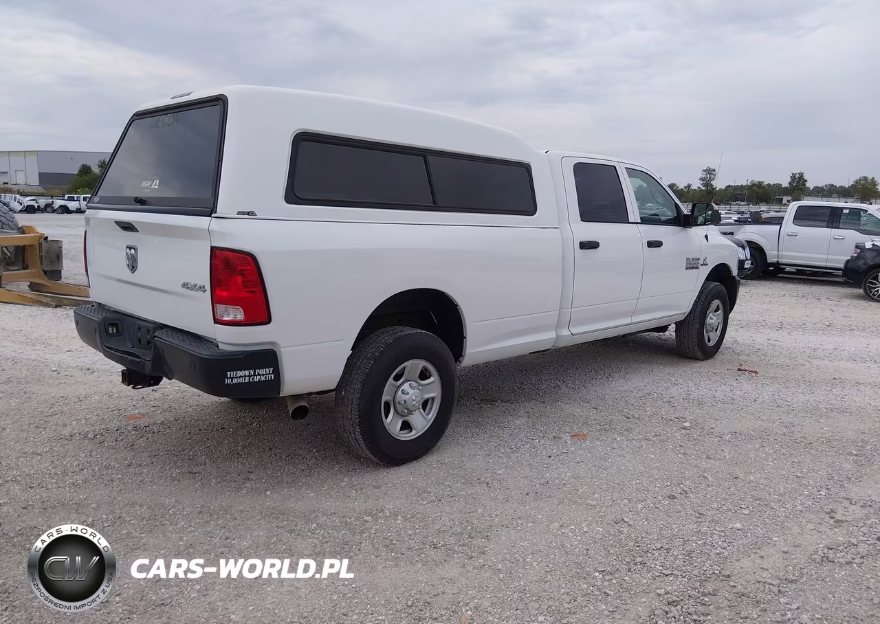 2017 Ram 3500 Tradesman 4X4 8' Box VIN:3C63R3GLXHG710512 - 4