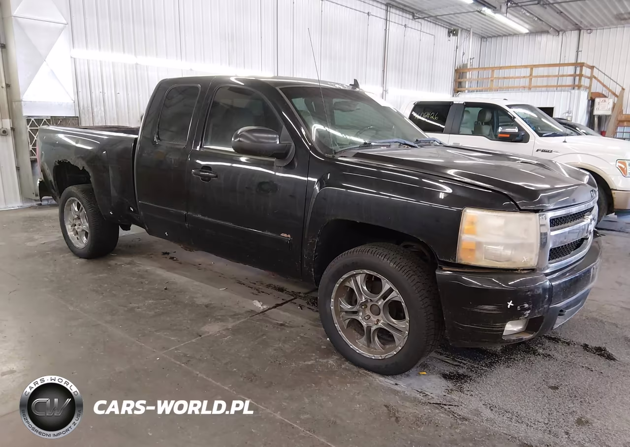 2007 Chevrolet Silverado 1500 Ltz – zdjęcie 1 z 13