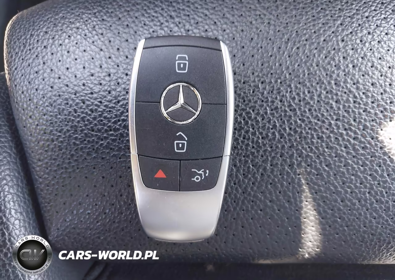 2019 Mercedes-Benz C 300 4Matic VIN:WDDWF8EB4KR482560 - 11