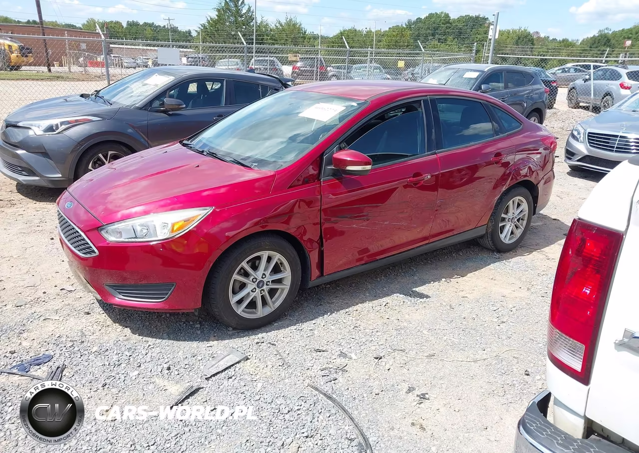 2017 Ford Focus Se VIN:1FADP3F22HL208307 - 2