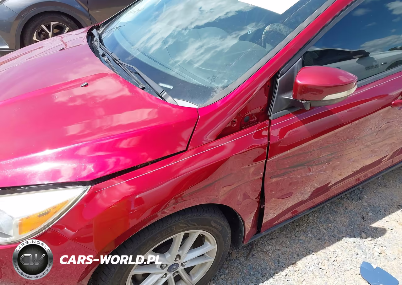 2017 Ford Focus Se VIN:1FADP3F22HL208307 - 6