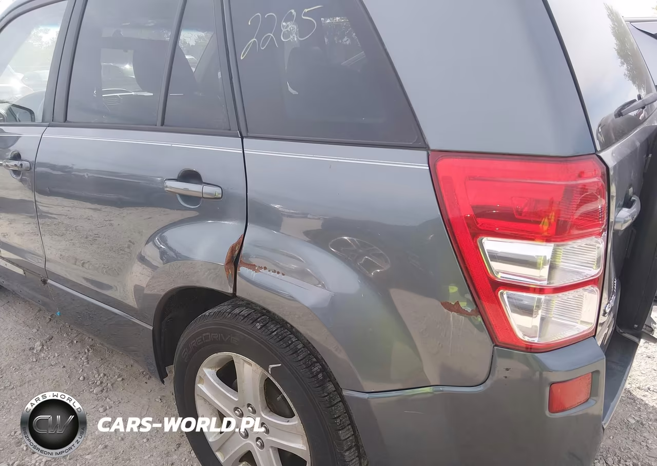 2006 Suzuki Grand Vitara Luxury VIN:JS3TE947064100841 - 6