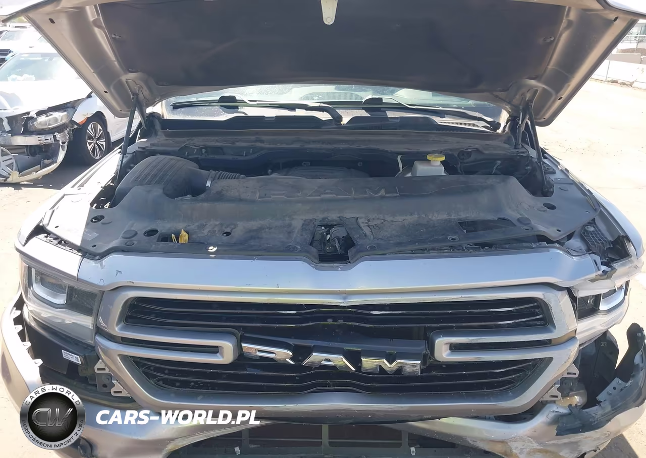 2020 Ram 1500 Laramie 4X2 5'7 Box VIN:1C6RREJT1LN129978 - 10