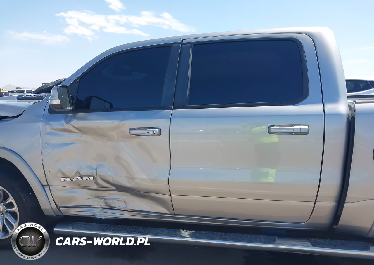 2020 Ram 1500 Laramie 4X2 5'7 Box VIN:1C6RREJT1LN129978 - 14