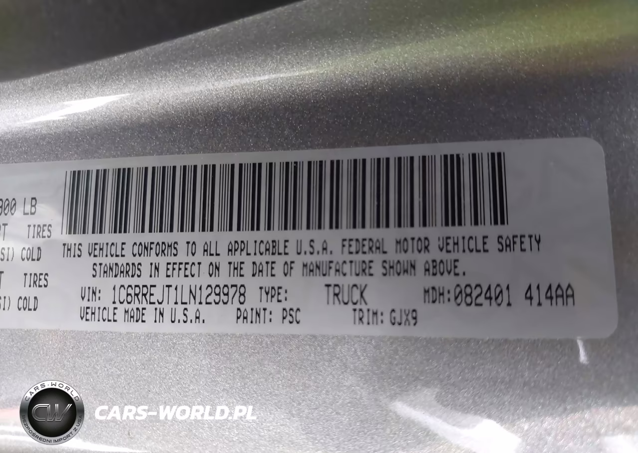 2020 Ram 1500 Laramie 4X2 5'7 Box VIN:1C6RREJT1LN129978 - 9