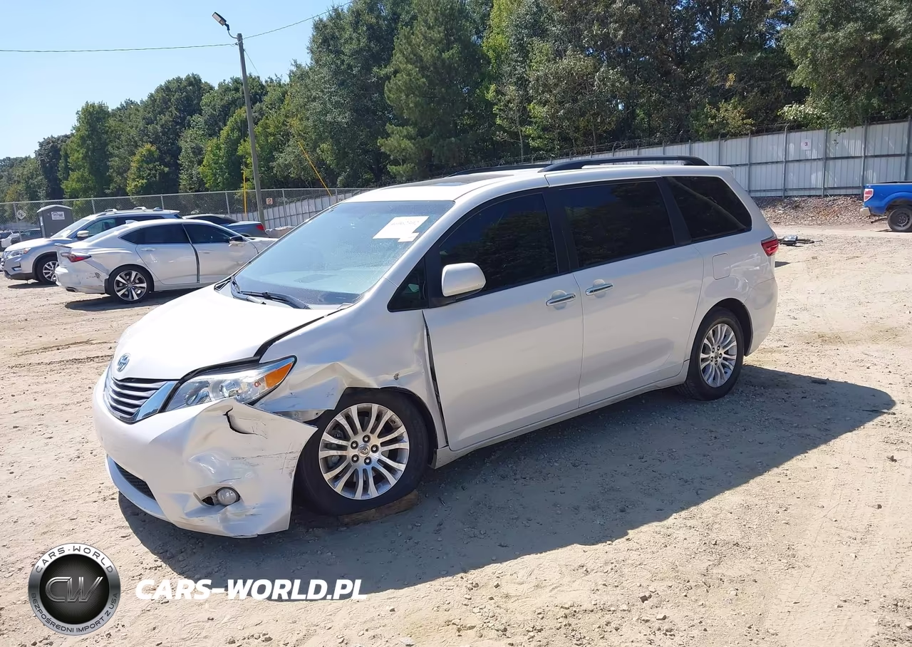 2015 Toyota Sienna Xle 8 Passenger VIN:5TDYK3DC6FS566818 - 2