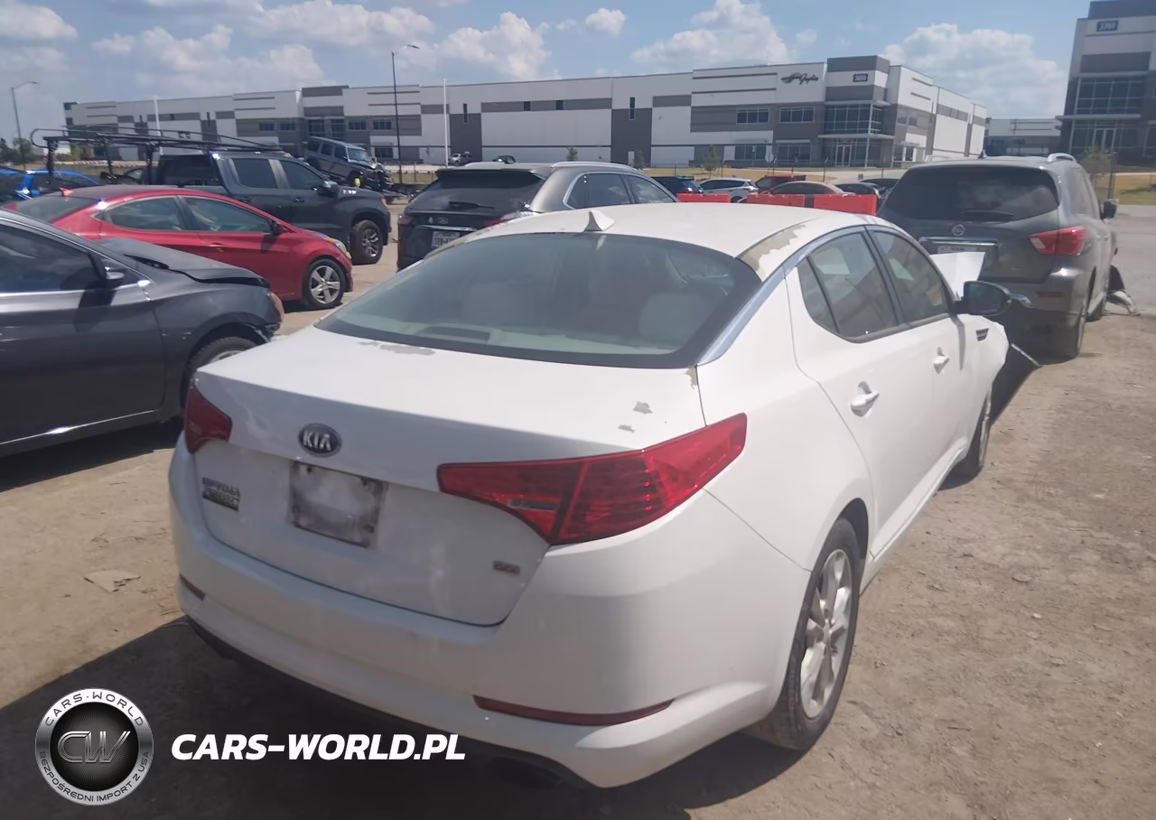 2013 Kia Optima Lx VIN:5XXGM4A72DG148872 - 4
