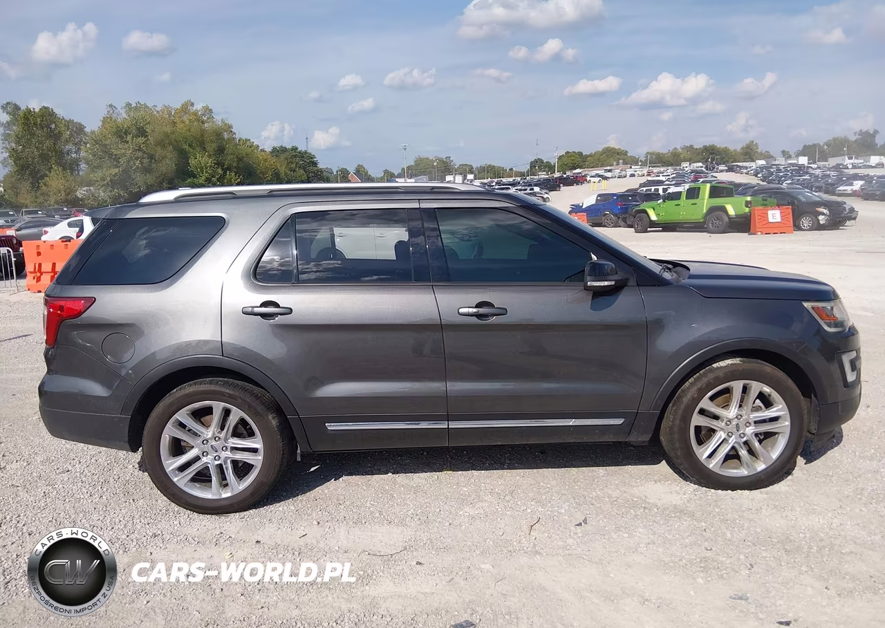 2016 Ford Explorer Xlt VIN:1FM5K7D83GGB84002 - 13