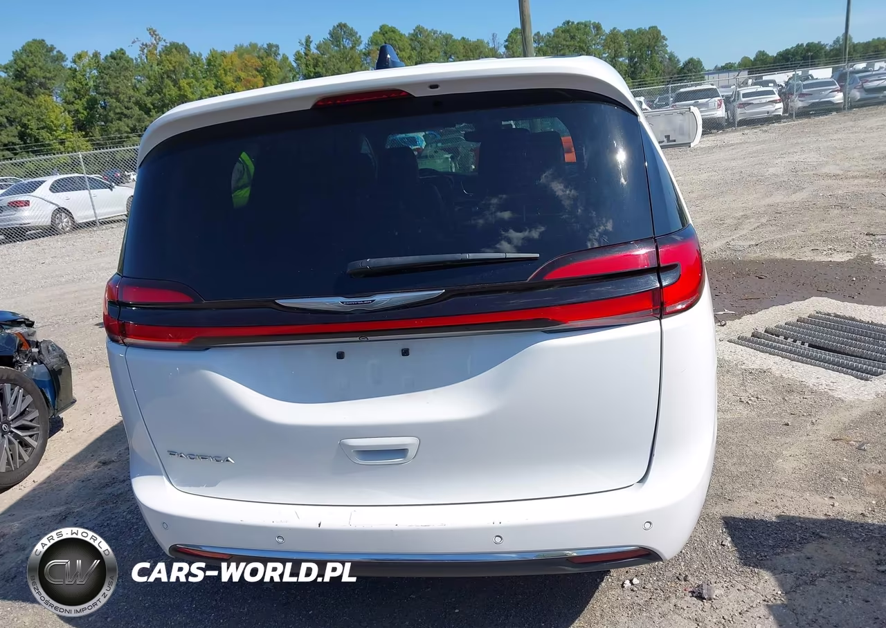 2025 Chrysler Pacifica Select VIN:2C4RC1BG0SR520741 - 16