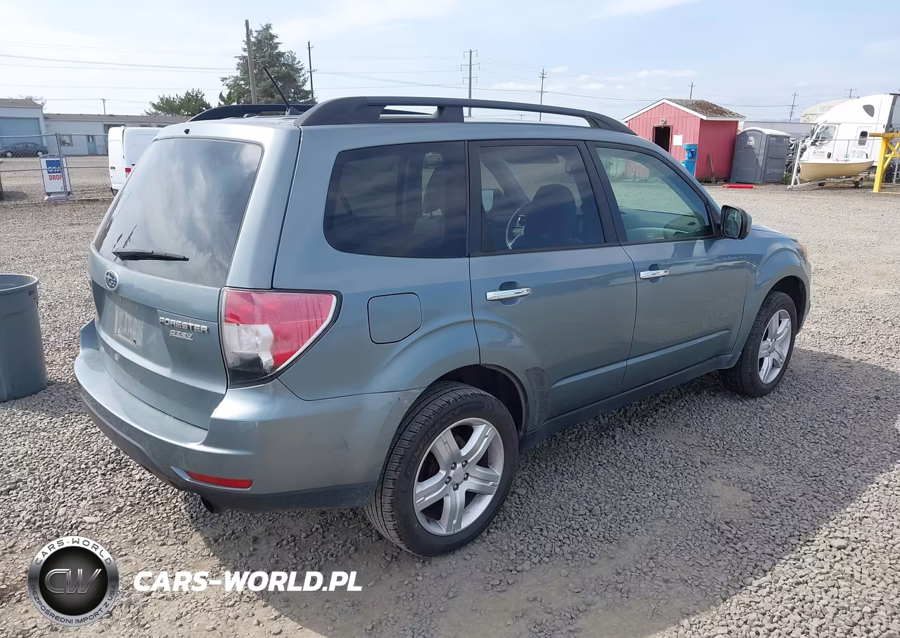 2010 Subaru Forester 2.5X Limited VIN:JF2SH6DC9AH729028 - 4