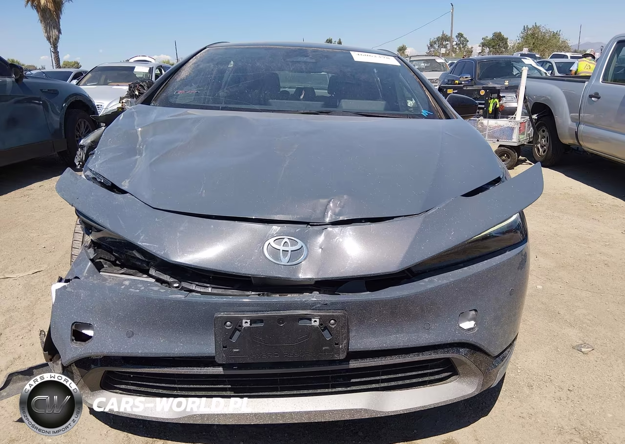 2024 Toyota Prius Xle VIN:JTDACAAU2R3026890 - 18